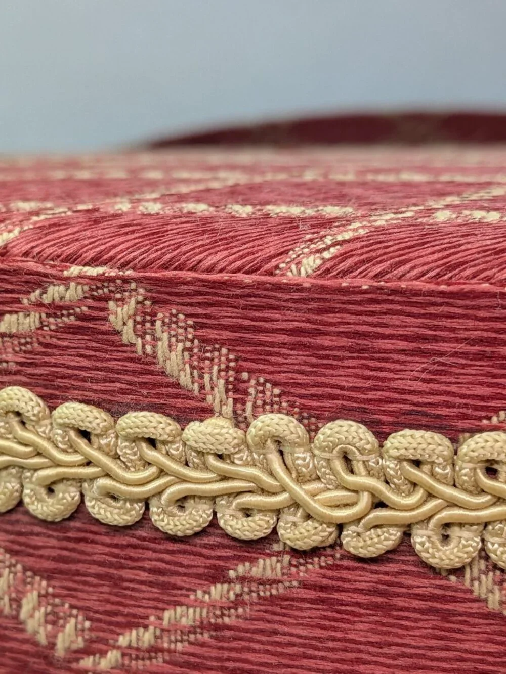 Vintage Red Tan Diamond Trellis Padded Fabric Hat Box Rope Trim Storage 14.5